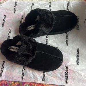 Black Slip On Slippers